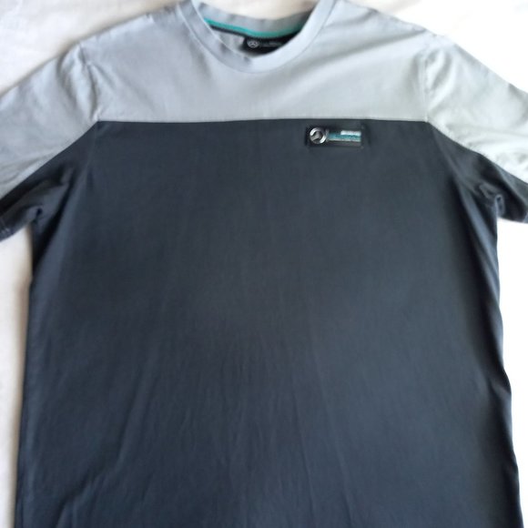 AMG Petronas Mercedes F1 Formula One T Shirt (L) - Picture 5 of 7